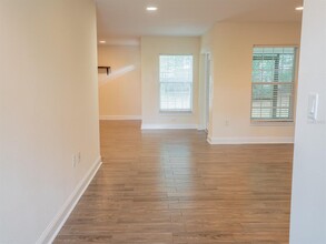 727 Hull Island Dr in Oakland, FL - Building Photo - Building Photo
