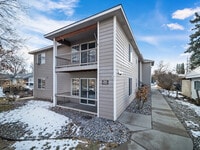 2316 E South Riverton Ave