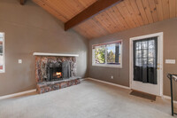 730 W Victoria Ct in Lake Arrowhead, CA - Building Photo - Building Photo