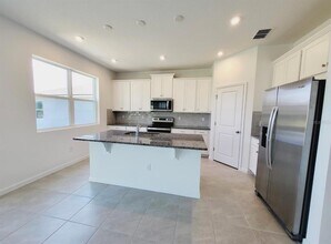 9051 Coral Cpe St in Kissimmee, FL - Building Photo - Building Photo