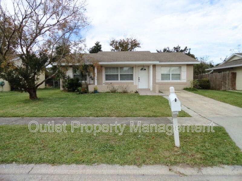 11316 Zodiac Dr in Orlando, FL - Building Photo