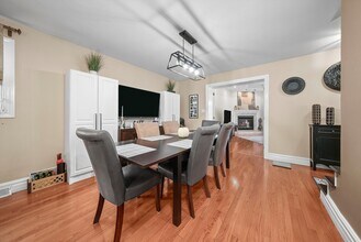 4407 Howard Ave in Western Springs, IL - Building Photo - Building Photo