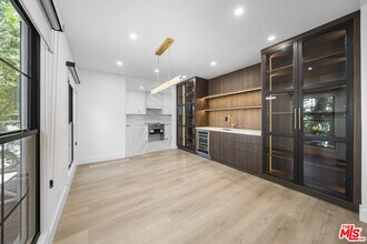 1722 N Vista St in Los Angeles, CA - Building Photo - Building Photo