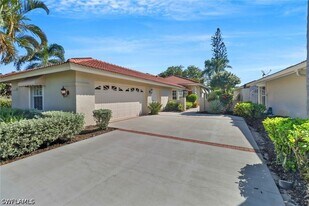 11745 Quail Village Way in Naples, FL - Building Photo