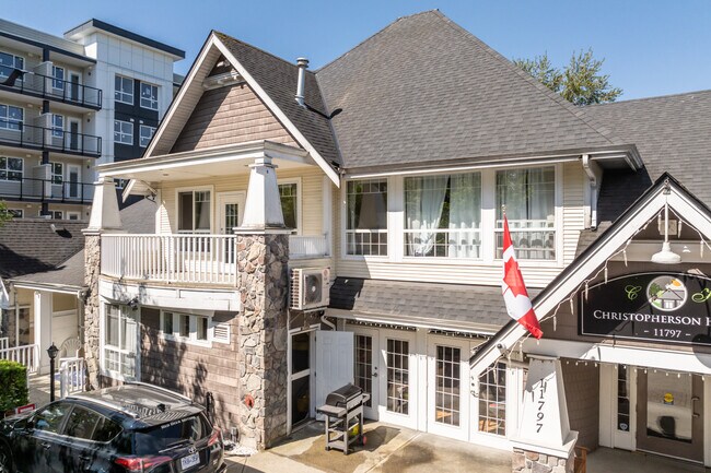 Christopherson house in Maple Ridge, BC - Building Photo - Primary Photo