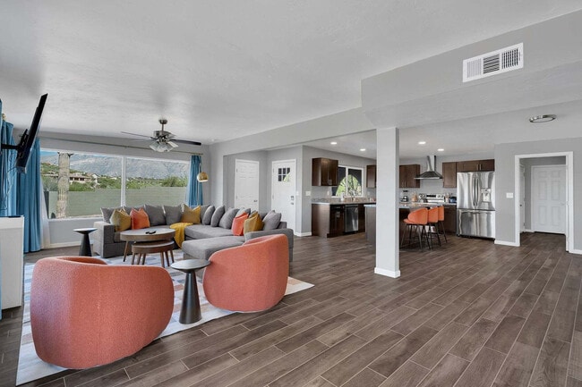 6240 E River Rd in Tucson, AZ - Building Photo - Building Photo