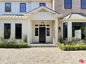 12730 Hanover St in Los Angeles, CA - Building Photo