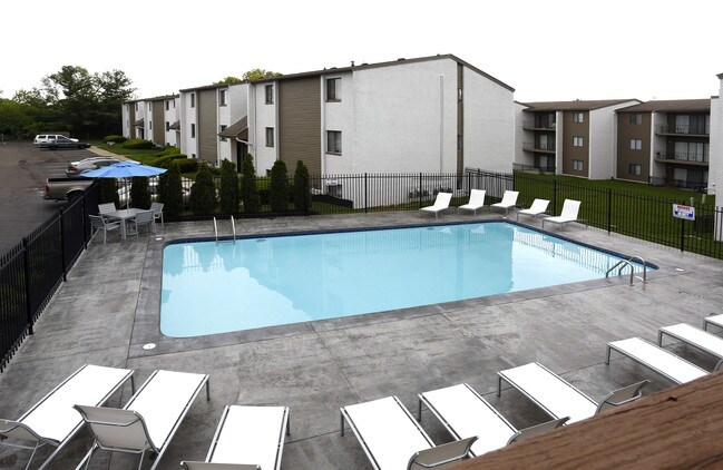 Aura Apartments in Indianapolis, IN - Building Photo - Building Photo