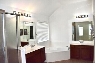 1001 Emory Fields Cove in Hutto, TX - Building Photo - Building Photo