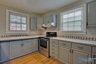 3516 SW Triana Blvd in Huntsville, AL - Building Photo - Building Photo