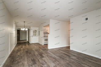 10 Brightwell Ct in Florissant, MO - Building Photo - Building Photo