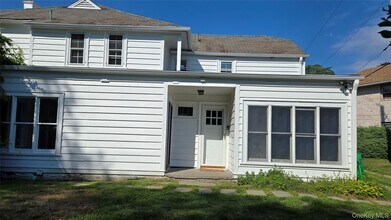 98 S Hamilton St in Poughkeepsie, NY - Building Photo - Building Photo