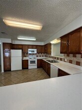 5907 NW 65th Pl in Ocala, FL - Building Photo - Building Photo