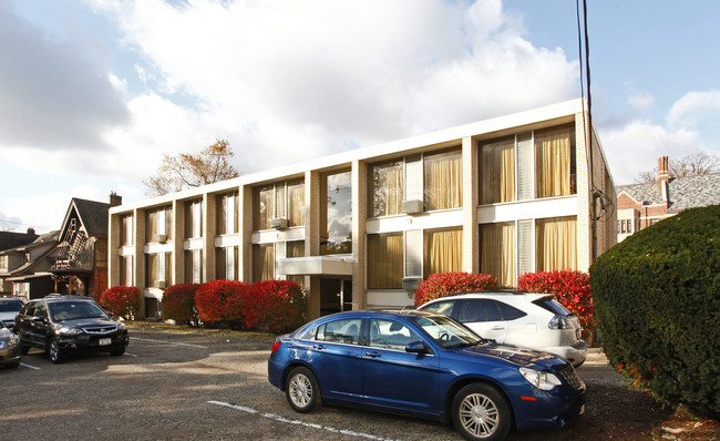 715 Church St in Ann Arbor, MI - Foto de edificio - Building Photo