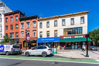 420 Washington St in Hoboken, NJ - Building Photo - Building Photo