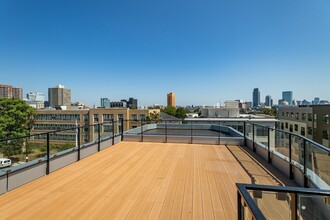 1 Sewall St in Boston, MA - Building Photo - Building Photo