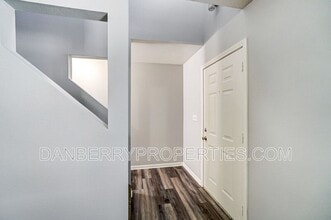 3571 Turret Green Dr in Toledo, OH - Building Photo - Building Photo