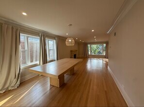 6327 N Spokane Ave in Chicago, IL - Building Photo - Building Photo