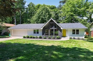 1480 Edinburgh Dr in Tucker, GA - Building Photo