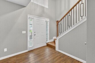 526 Newberry St in Grand Prairie, TX - Building Photo - Building Photo