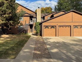 6227 Willow Ln in Boulder, CO - Building Photo