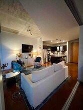 600 12th Ave S, Unit 716 in Nashville, TN - Foto de edificio - Building Photo