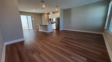 7361 Alpine Butterfly Ln in Orlando, FL - Building Photo - Building Photo