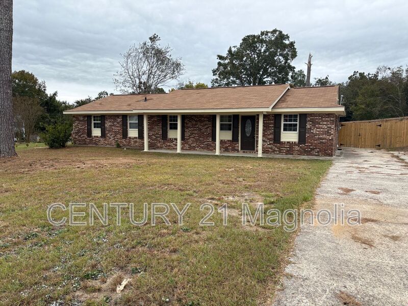 500 Merrymont Dr in Martinez, GA - Building Photo