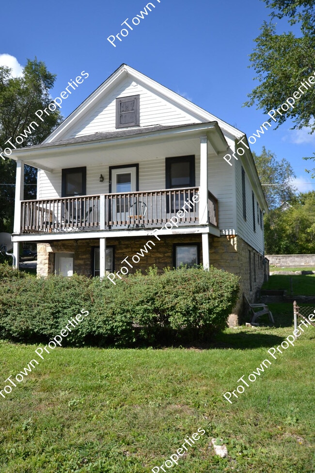 801 N Bluff St, Unit #1