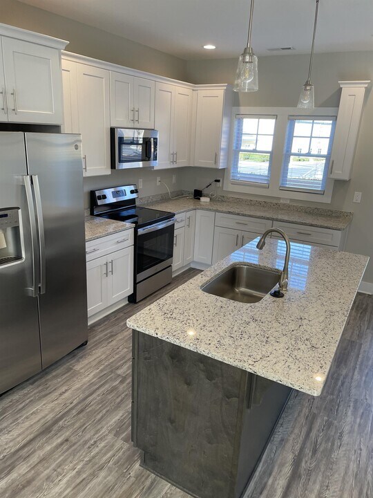 67 English Commons Dr in Lynchburg, VA - Building Photo
