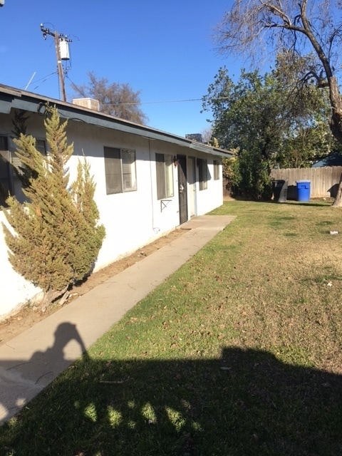 property at 2011 Parker Pl