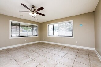 9504 Lake Douglas Pl in Orlando, FL - Building Photo - Building Photo