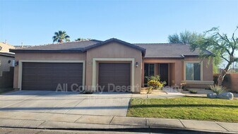 81259 Avenida Gonzales in Indio, CA - Building Photo