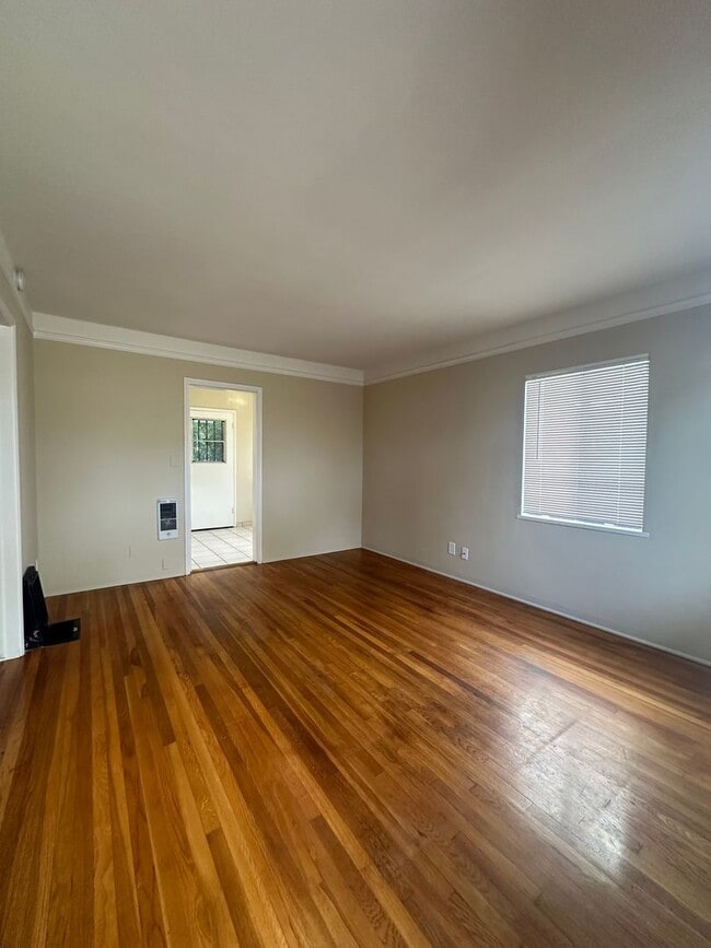 12305 Ocean Park Blvd in Los Angeles, CA - Building Photo - Building Photo