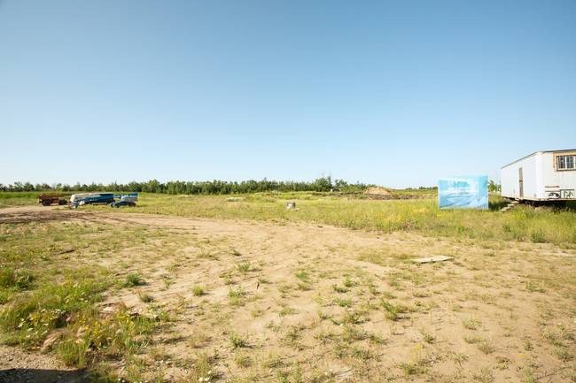 Windsor Apartments in Fort Saskatchewan, AB - Building Photo - Building Photo