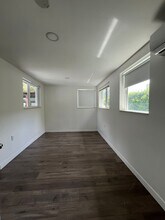 2055 NE 140th St in North Miami Beach, FL - Building Photo - Building Photo