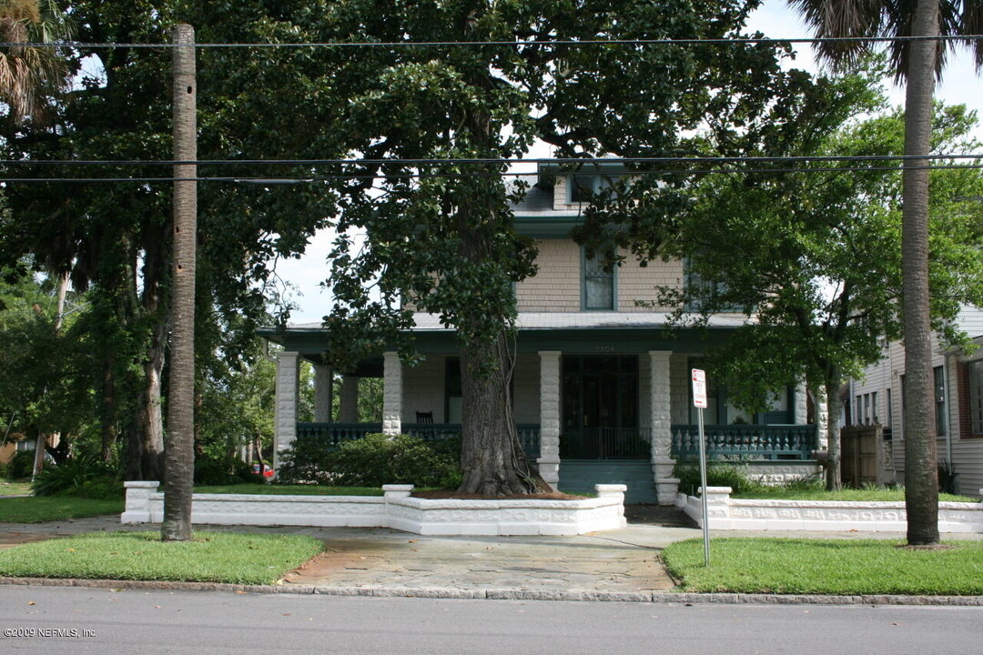 2204 Oak St in Jacksonville, FL - Building Photo