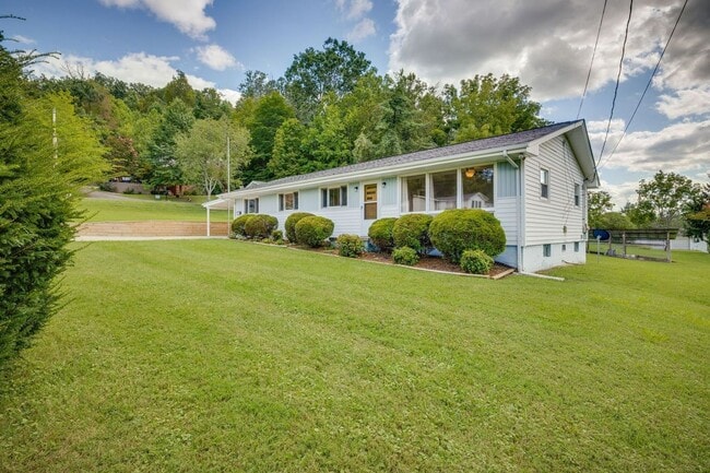 3905 Fairdale Rd in Kingsport, TN - Building Photo - Building Photo