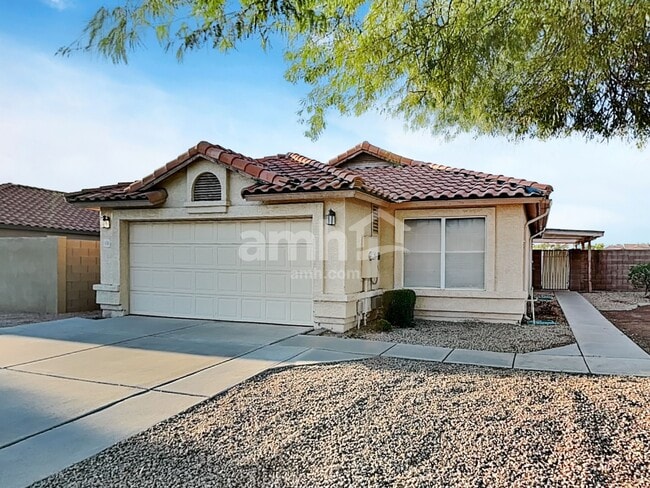 property at 4106 E Alder Ave