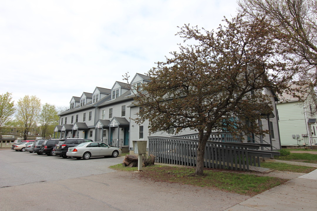 47 Hyde St in Burlington, VT - Building Photo