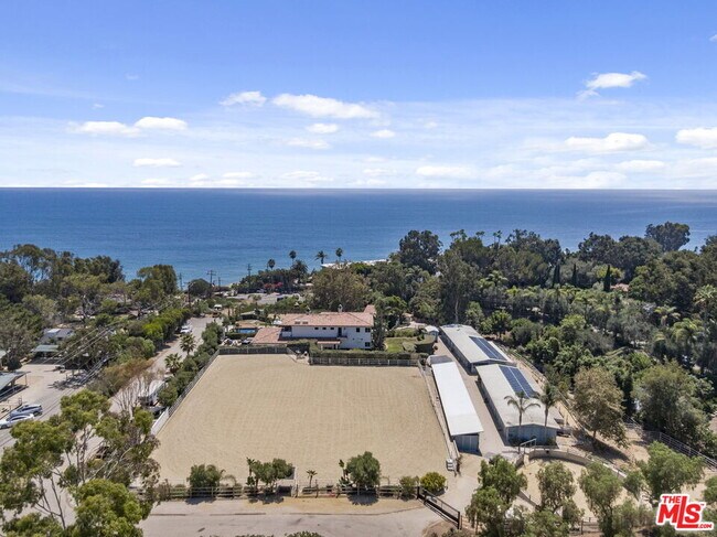 27355 Pacific Coast Hwy in Malibu, CA - Building Photo - Building Photo
