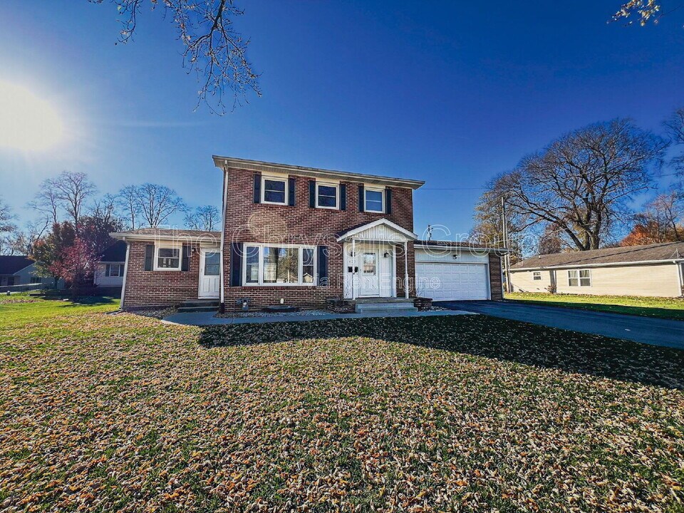 623 Mason St in Ottawa, IL - Building Photo