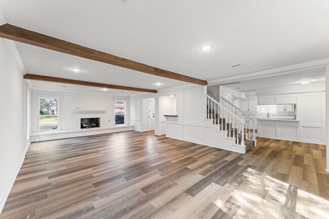 17711 Fireside Dr