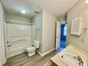 6724 Willowbrook Dr in Fayetteville, NC - Building Photo - Building Photo