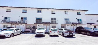 1100 SW 104th Ct in Miami, FL - Building Photo