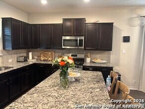 15307 McKays Lark in San Antonio, TX - Building Photo - Building Photo