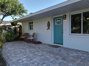 2309 Saxon Dr in New Smyrna Beach, FL - Building Photo - Building Photo