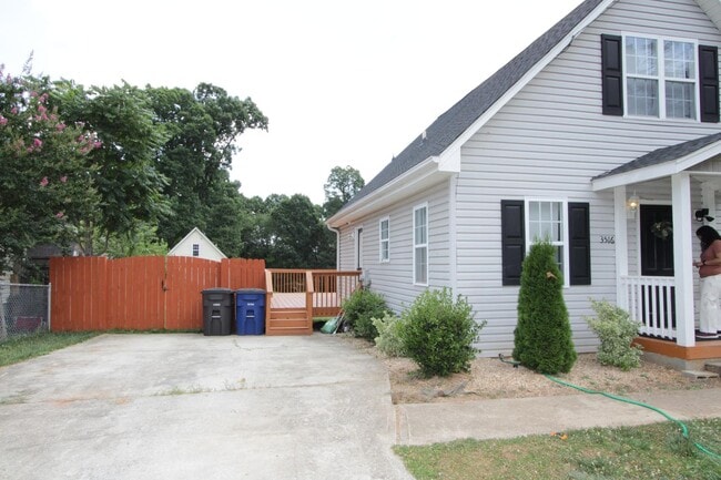 3516 Delane Dr NE in Winston-Salem, NC - Building Photo - Building Photo