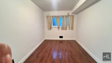 149-63-149256 256th St, Unit 1 in Queens, NY - Building Photo - Building Photo