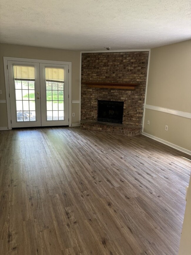 2408 River Oaks Blvd in Jackson, MS - Building Photo - Building Photo